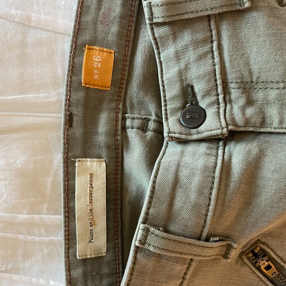 Pilcro Anthropologie Serif Faded Olive Green Moto Zip Ankle Pants - Size 26 - Picture 4 of 4